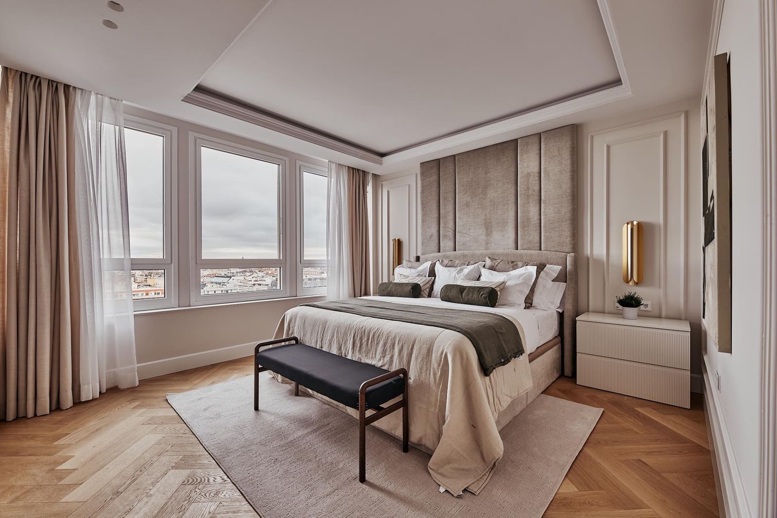 5 bedroom Apartment for sale in Madrid city with garage - € 5,709,000 (Ref: 9880284)