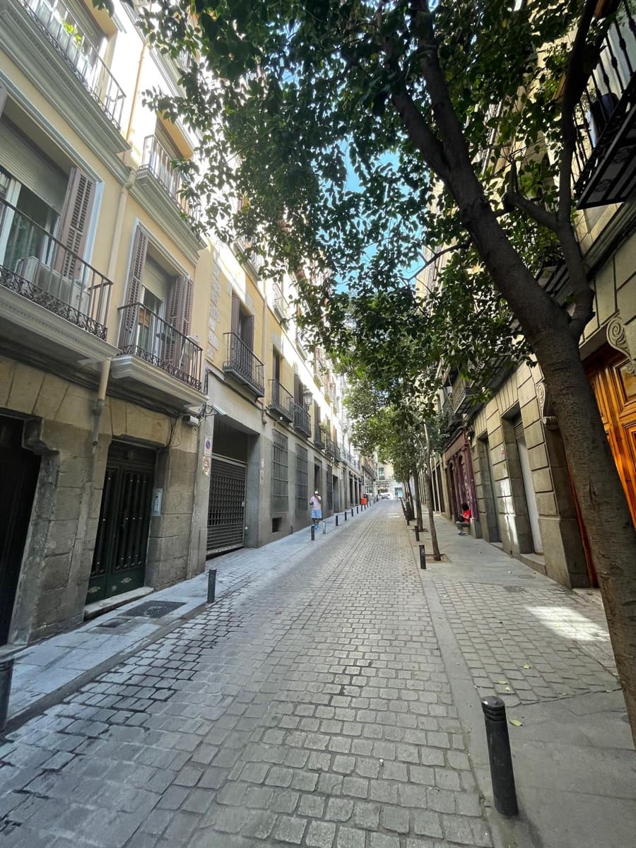 Apartamento de 2 habitaciones en Madrid ciudad en venta - 385.000 € (Ref: 9892652)