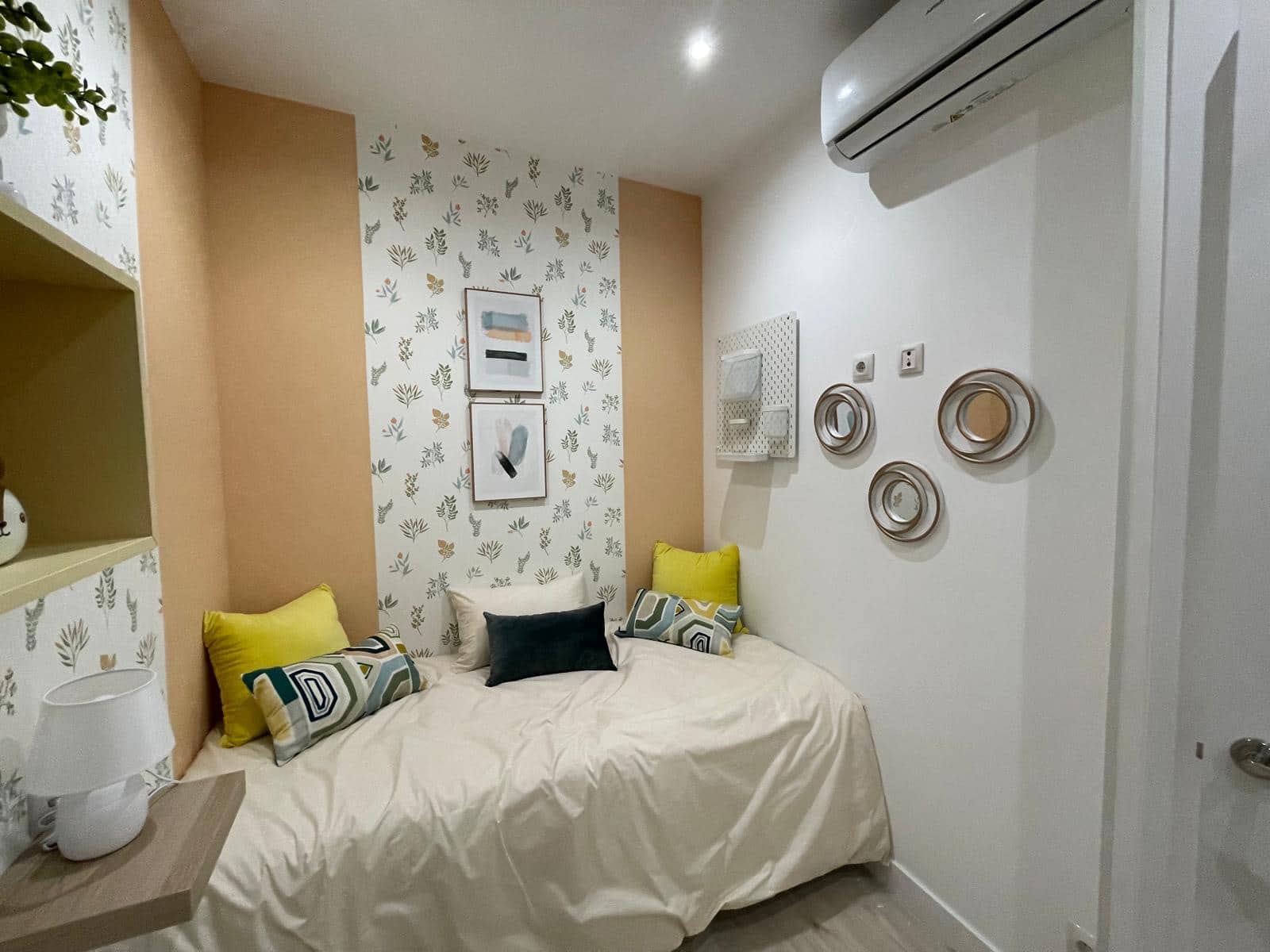 Apartamento de 2 habitaciones en Madrid ciudad en venta - 385.000 € (Ref: 9892652)
