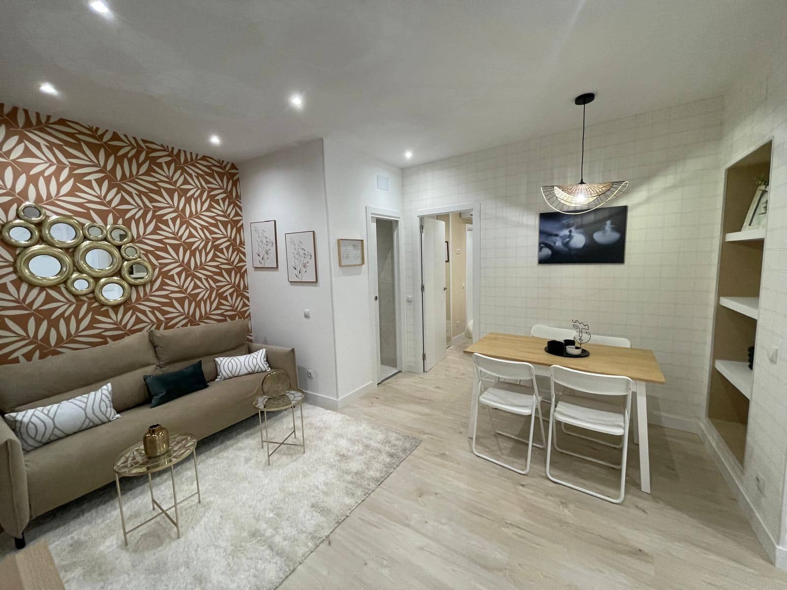 Apartamento de 2 habitaciones en Madrid ciudad en venta - 385.000 € (Ref: 9892652)