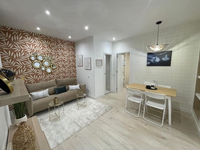Apartamento de 2 habitaciones en Embajadores, Madrid ciudad en venta - 385.000 € (Ref: 9892652)