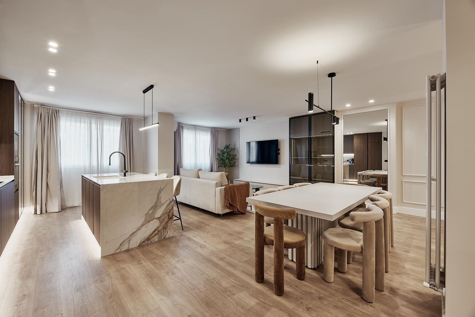 3 makuuhuone Huoneisto myytävänä paikassa Madrid kaupunki mukana 
autotalli - 2 195 000 € (Ref: 9897312)