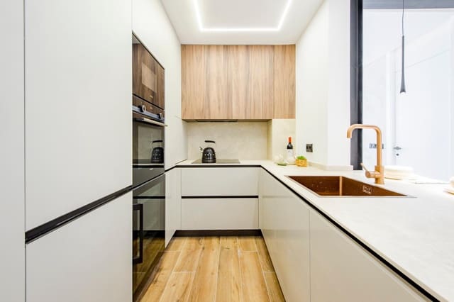 2 soveværelse Lejlighed til salg i Recoletos, Madrid by - € 1.180.000 (Ref: 9902631)
