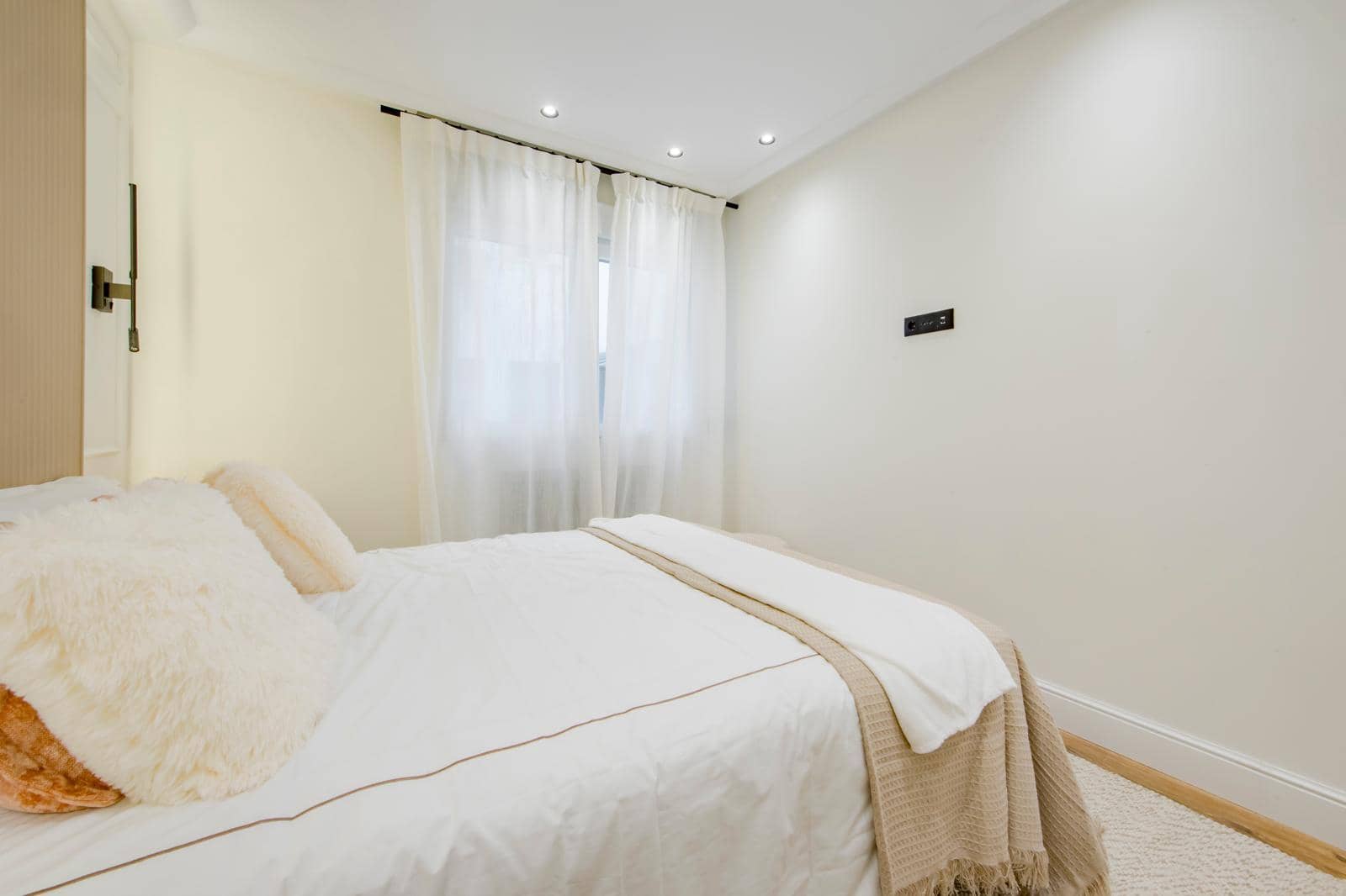 2 soveværelse Lejlighed til salg i Madrid by - € 1.180.000 (Ref: 9902631)