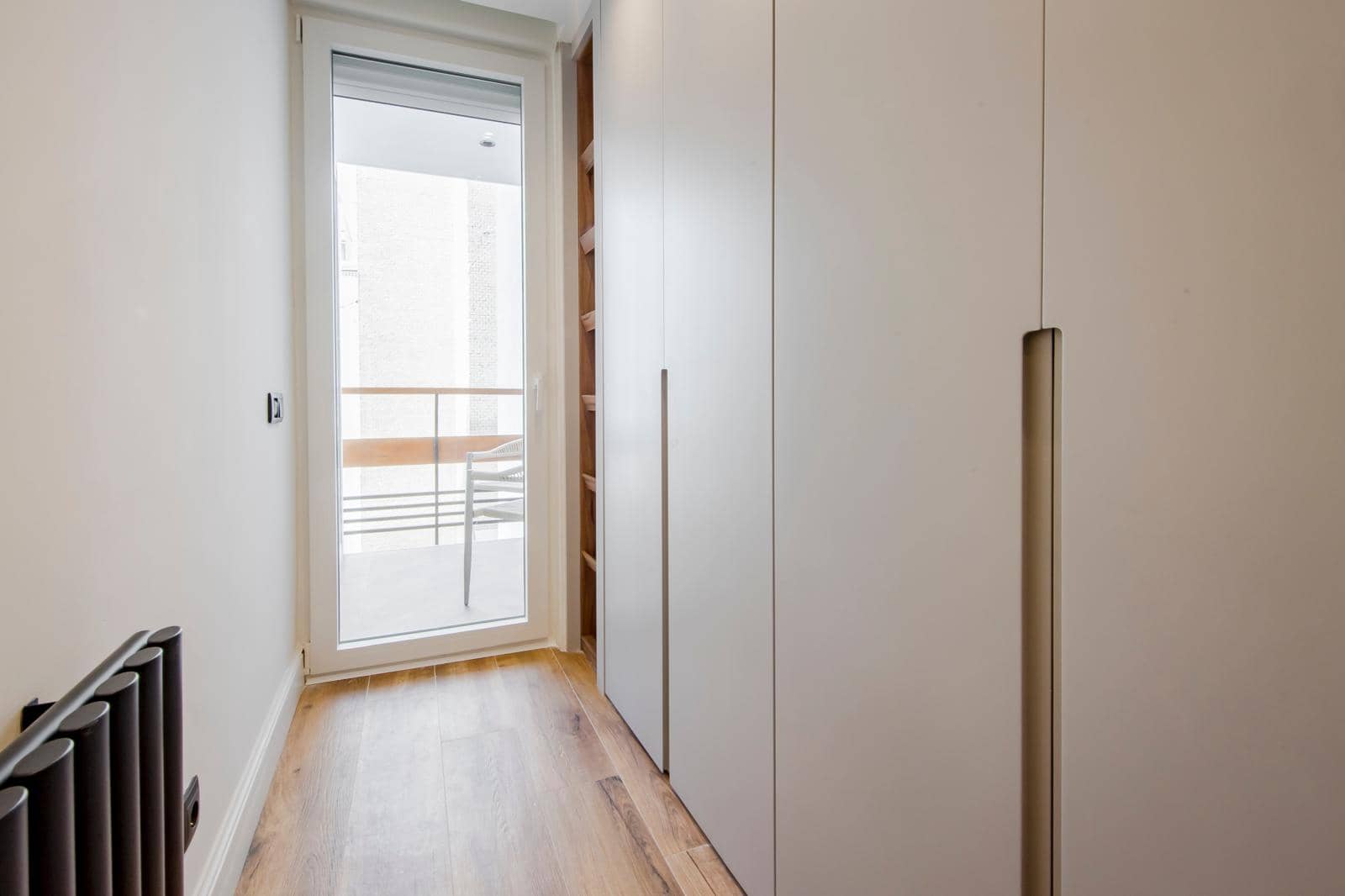 2 soveværelse Lejlighed til salg i Madrid by - € 1.180.000 (Ref: 9902631)