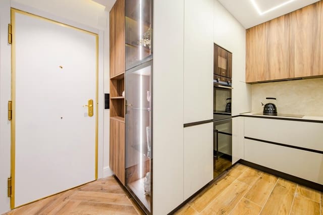 2 soveværelse Lejlighed til salg i Recoletos, Madrid by - € 1.180.000 (Ref: 9902631)