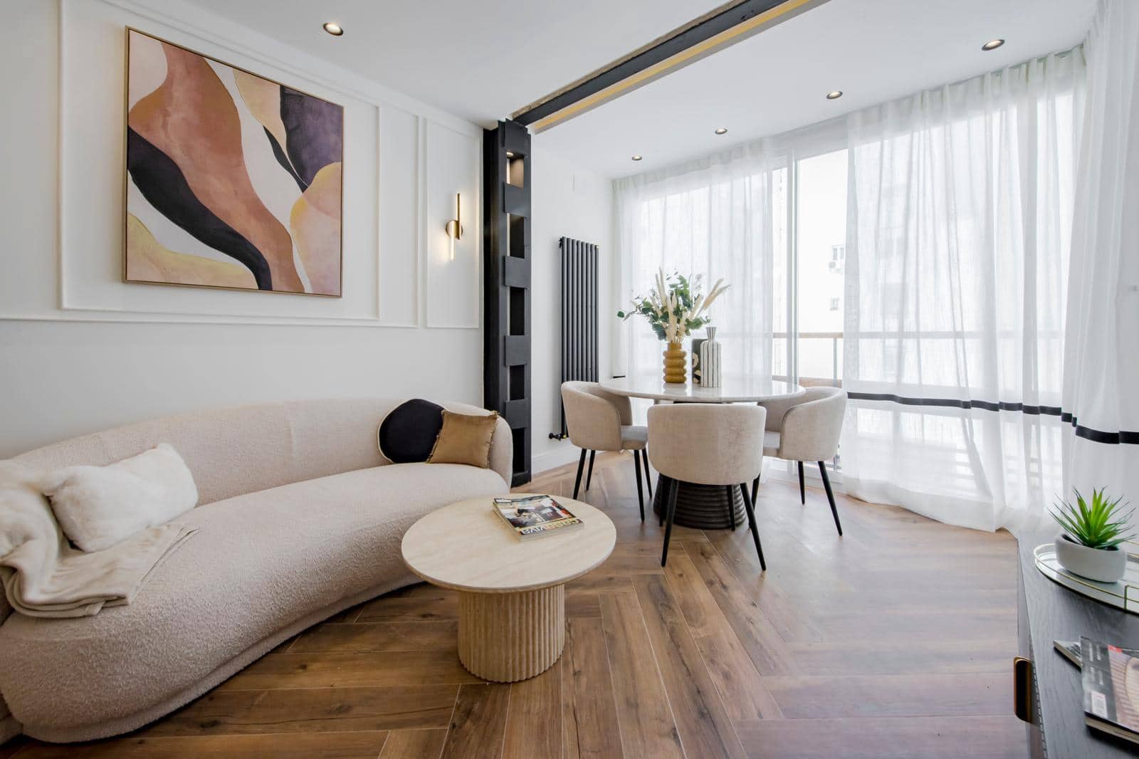 2 soveværelse Lejlighed til salg i Madrid by - € 1.180.000 (Ref: 9902631)