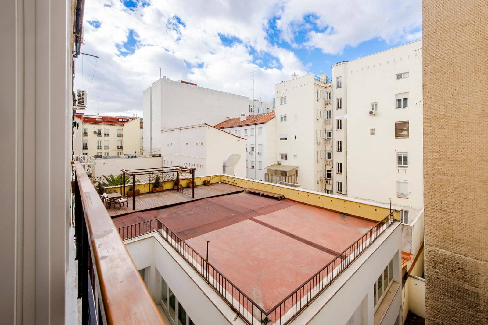 2 soveværelse Lejlighed til salg i Madrid by - € 1.180.000 (Ref: 9902631)