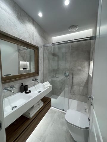 4 bedroom Apartment for sale in Recoletos, Madrid city - € 3,950,000 (Ref: 9923125)
