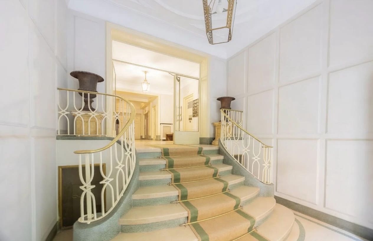 3 bedroom Apartment for sale in Madrid city - € 2,820,000 (Ref: 9937189)