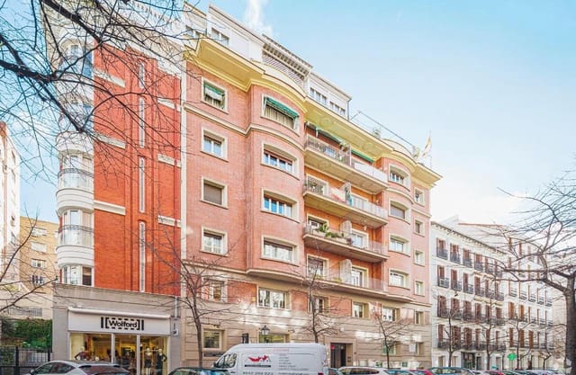 3 bedroom Apartment for sale in Castellana, Madrid city - € 2,820,000 (Ref: 9937189)
