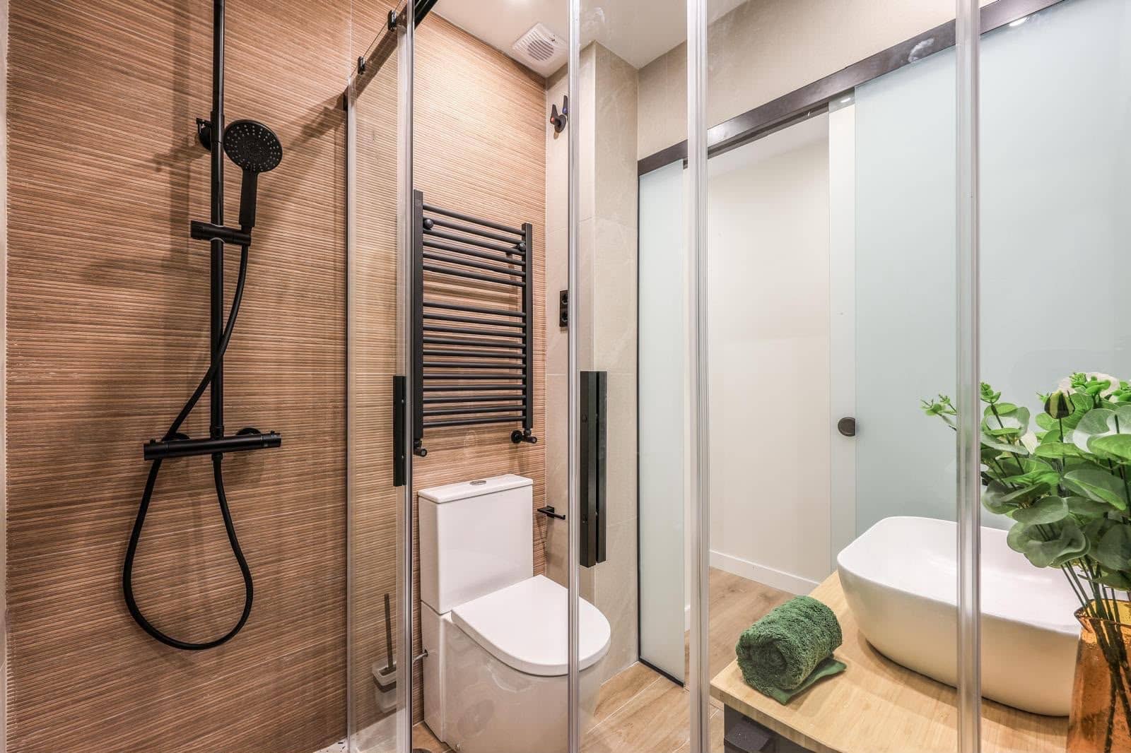2 soveværelse Penthouse til salg i Madrid by med swimmingpool garage - € 985.000 (Ref: 9973891)