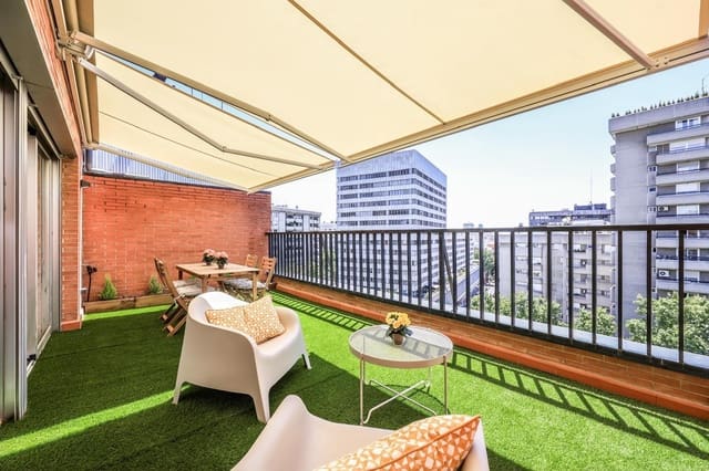 Ático de 2 habitaciones en Castillejos, Madrid ciudad en venta con piscina garaje - 985.000 € (Ref: 9973891)