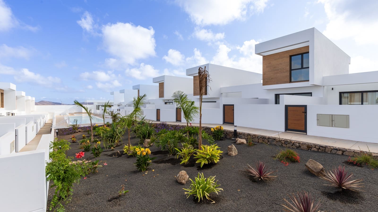 2 slaapkamer Villa te koop in La Oliva met zwembad garage - € 277.000 (Ref: 9892666)