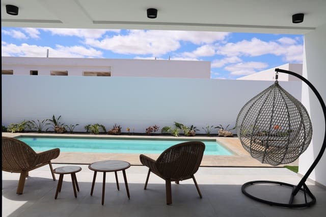 3 sovrum Villa till salu i La Oliva med pool garage - 509 999 € (Ref: 9892669)