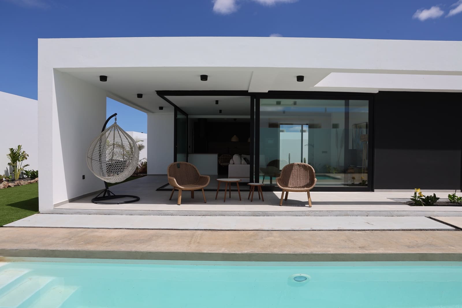 3 soveværelse Villa til salg i La Oliva med swimmingpool garage - € 510.000 (Ref: 9892669)