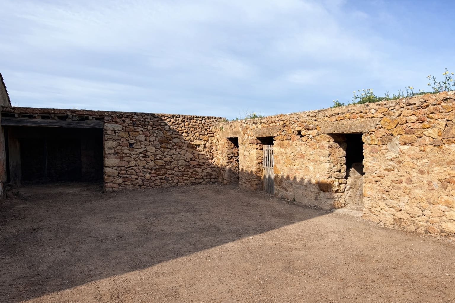 4 bedroom Finca/Country House for sale in Santa Eulalia / Santa Eularia - € 2,700,000 (Ref: 9844070)