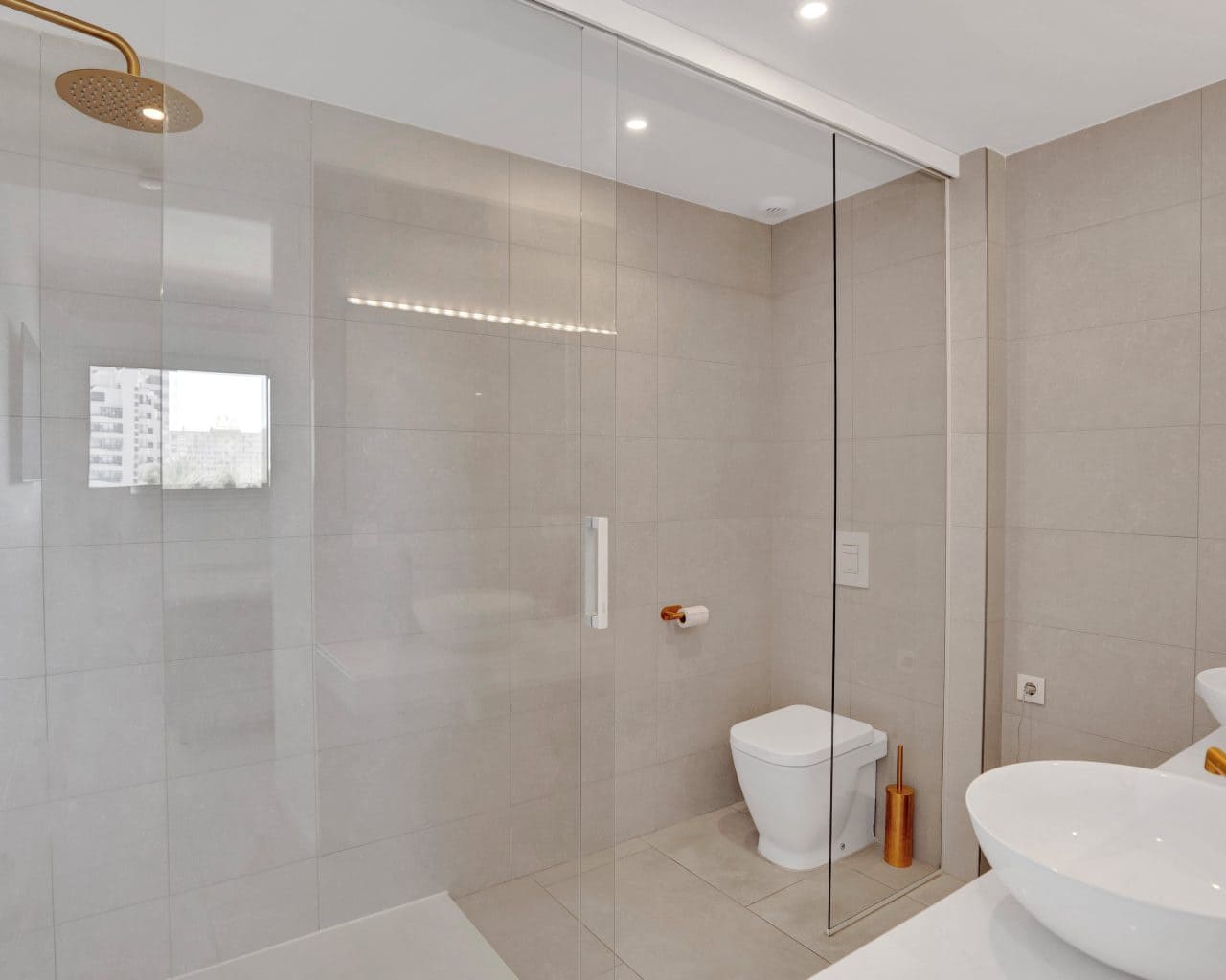 2 bedroom Apartment for sale in Calpe / Calp - € 469,000 (Ref: 9860844)