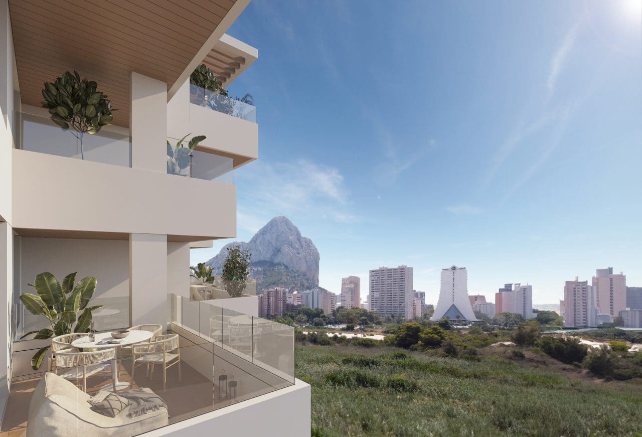 2 bedroom Apartment for sale in Calpe / Calp - € 398,000 (Ref: 9860848)