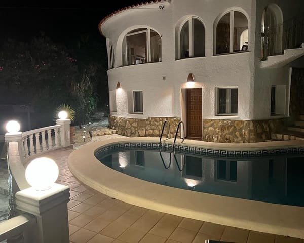 5 bedroom Villa for sale in Benissa - € 687,500 (Ref: 9860851)