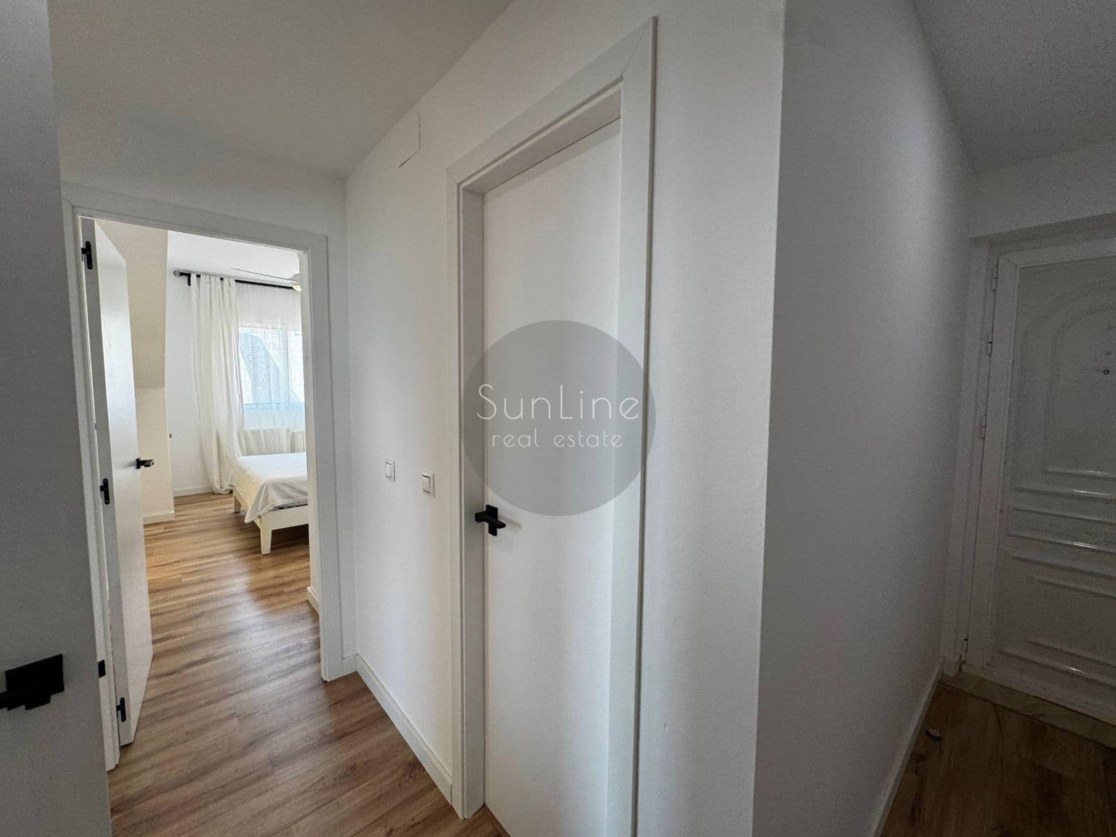 3 slaapkamer Villa te koop in Torrent met zwembad garage - € 550.000 (Ref: 10175287)