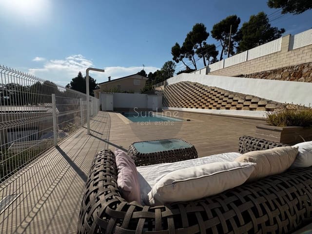 3 slaapkamer Villa te koop in Torrent met zwembad garage - € 550.000 (Ref: 10175287)