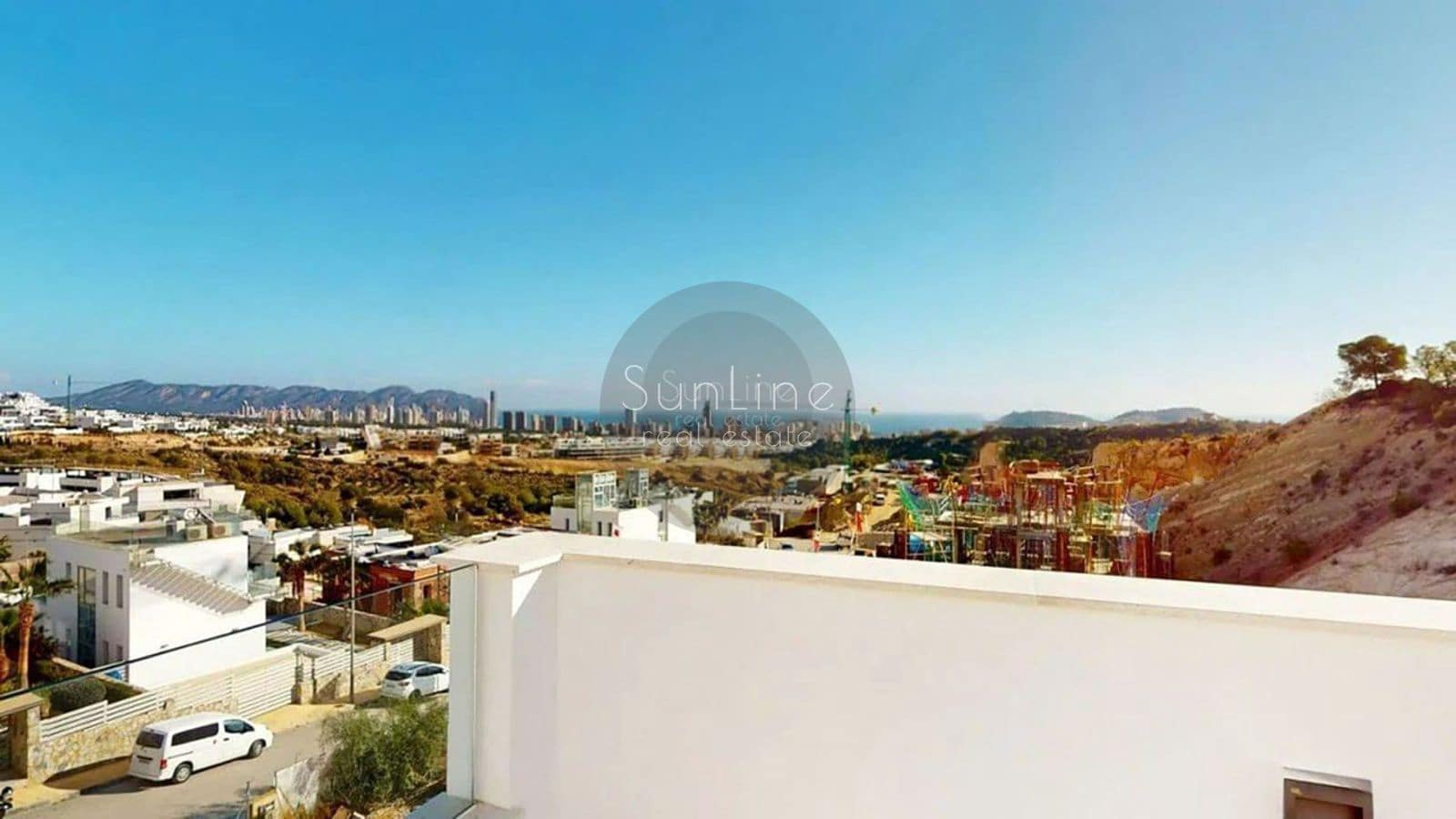 3 quarto Moradia para venda em Finestrat com piscina garagem - 699 900 € (Ref: 10175288)