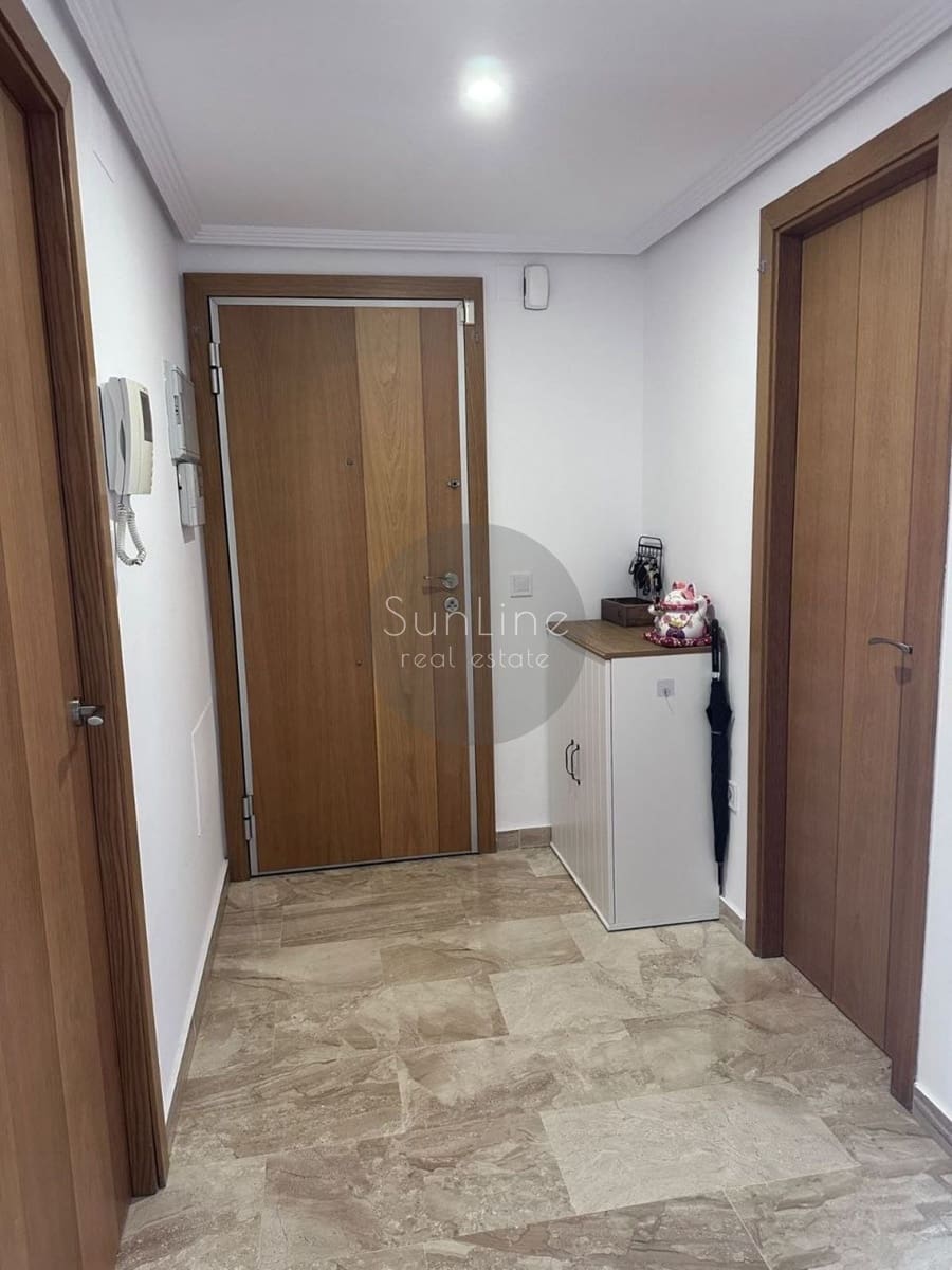 3 soverom Leilighet til leie i Valencia by med svømmebasseng garasje - € 2 200 (Ref: 10175295)
