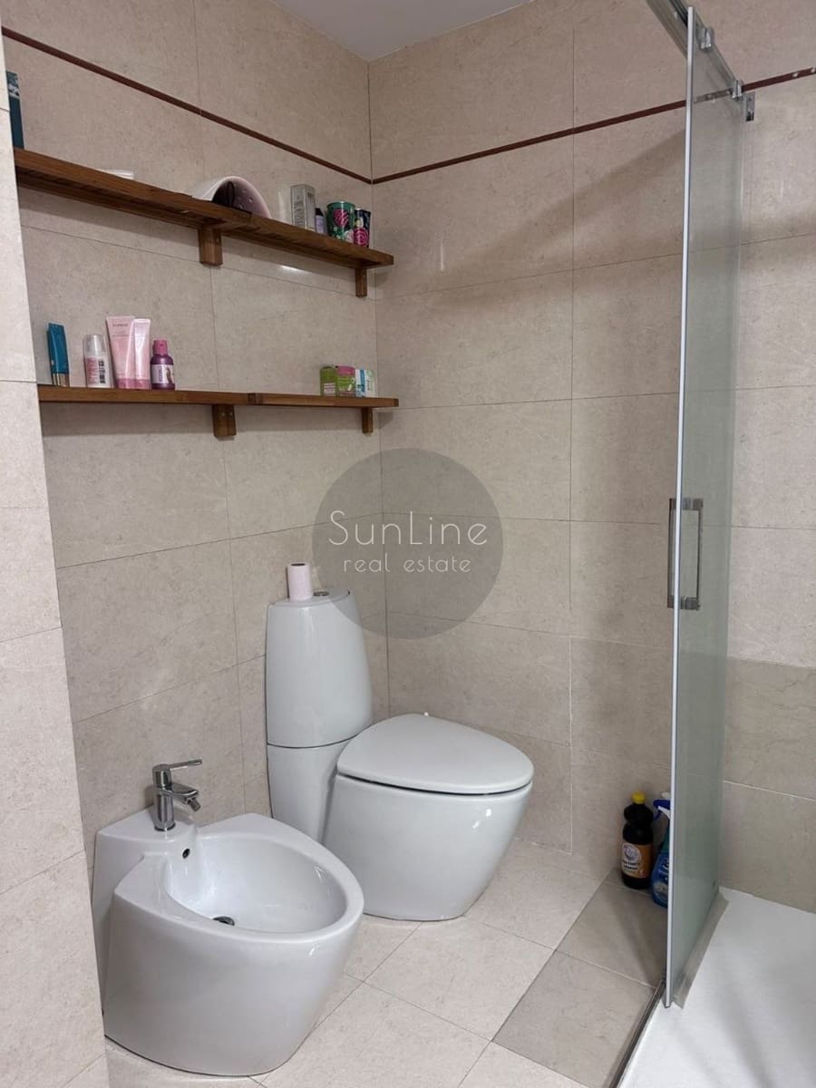3 soverom Leilighet til leie i Valencia by med svømmebasseng garasje - € 2 200 (Ref: 10175295)
