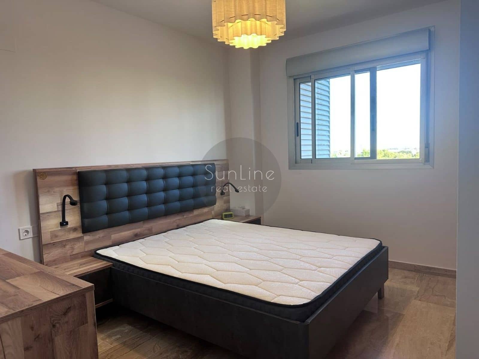 3 soverom Leilighet til leie i Valencia by med svømmebasseng garasje - € 2 200 (Ref: 10175295)