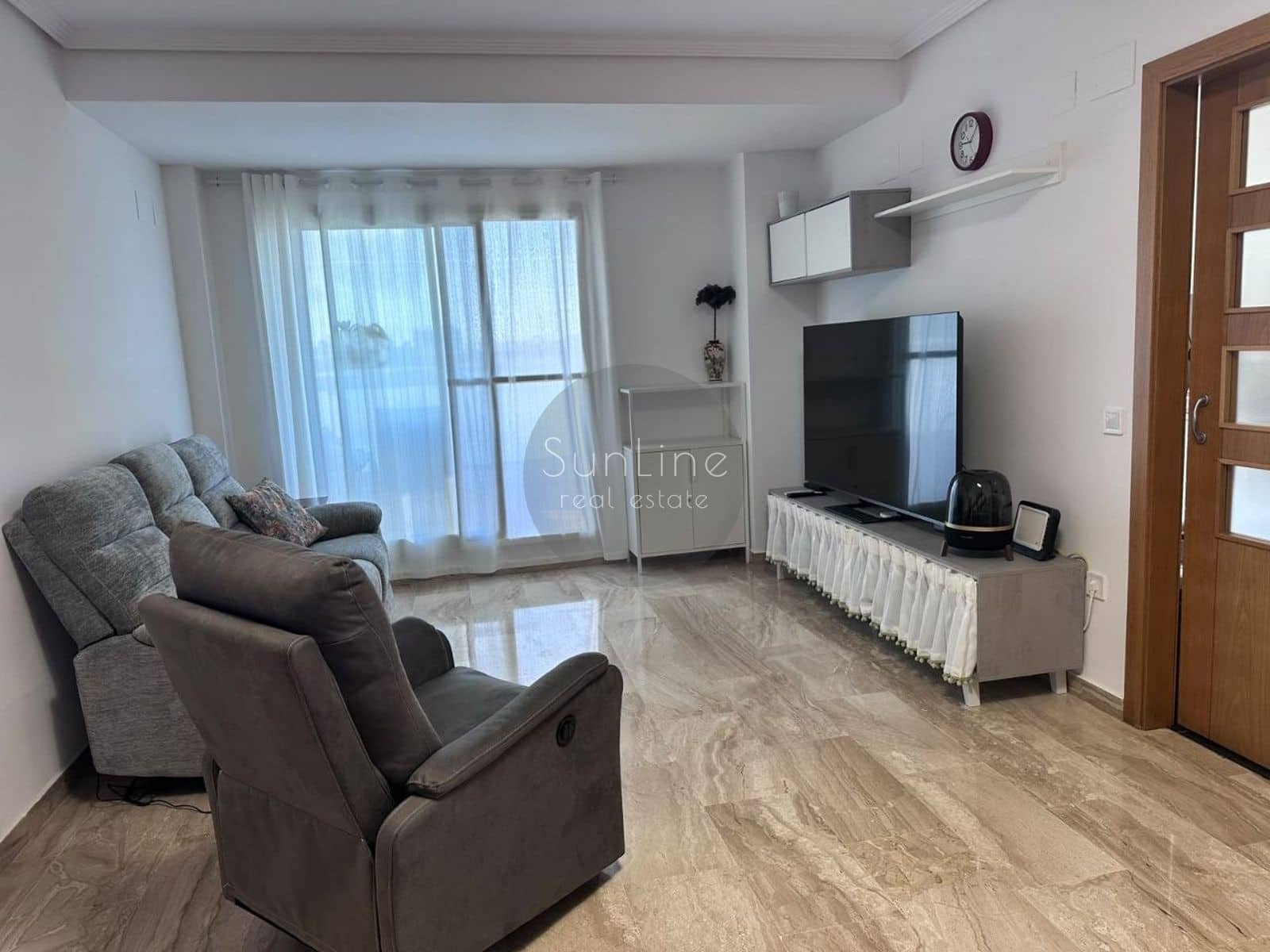 3 soverom Leilighet til leie i Valencia by med svømmebasseng garasje - € 2 200 (Ref: 10175295)
