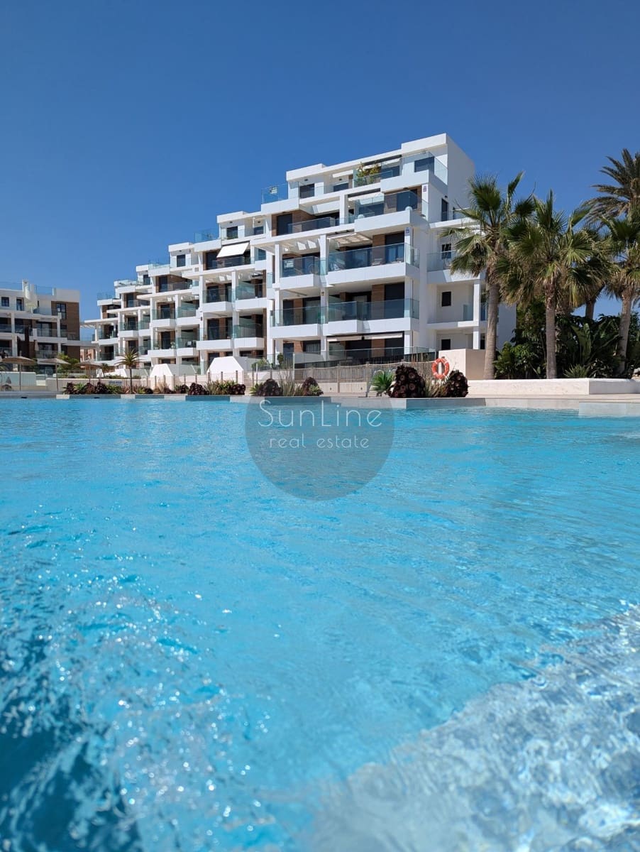 2 slaapkamer Flat te koop in Denia met zwembad - € 355.000 (Ref: 10175298)