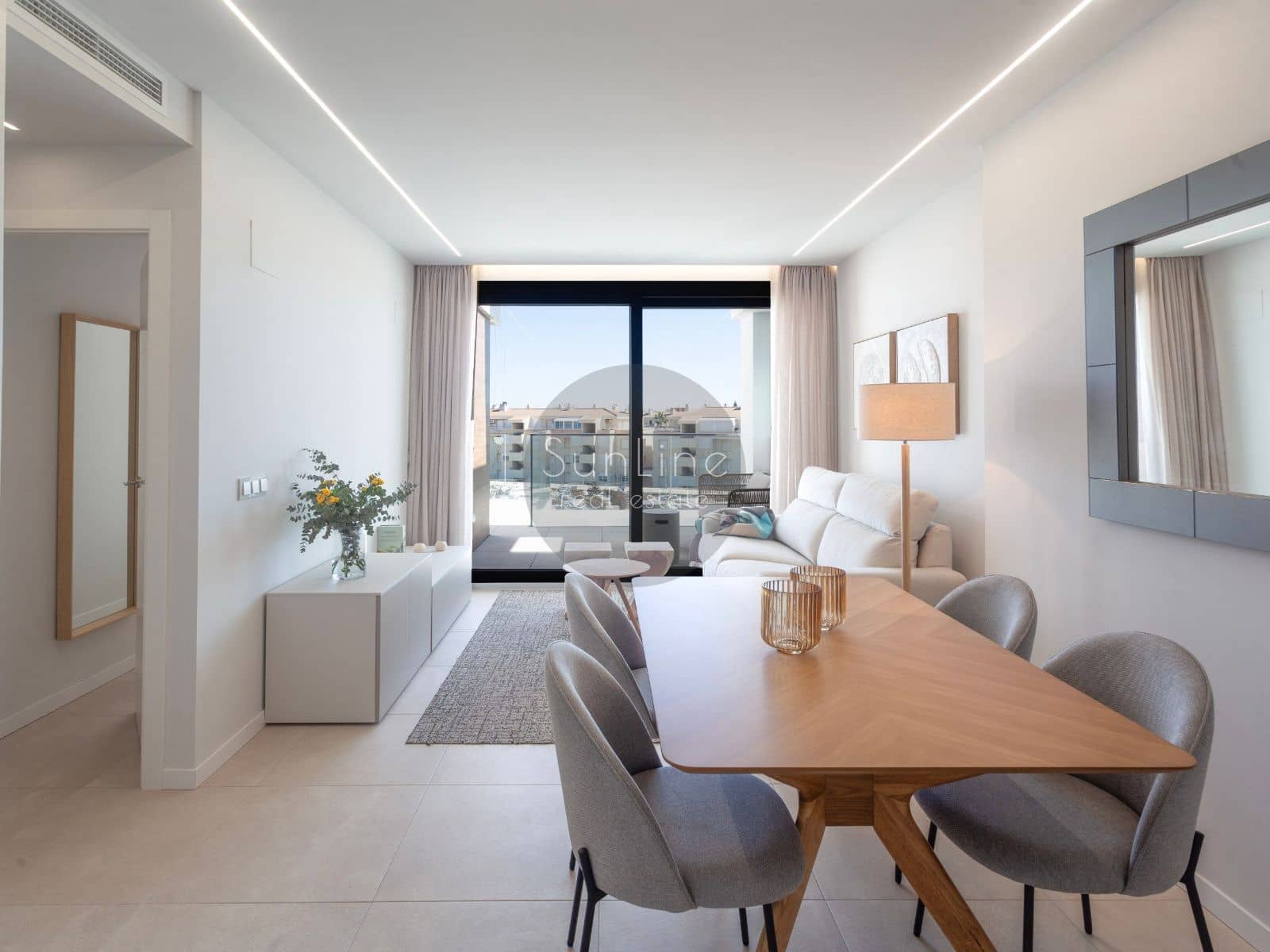 2 slaapkamer Flat te koop in Denia met zwembad - € 355.000 (Ref: 10175298)