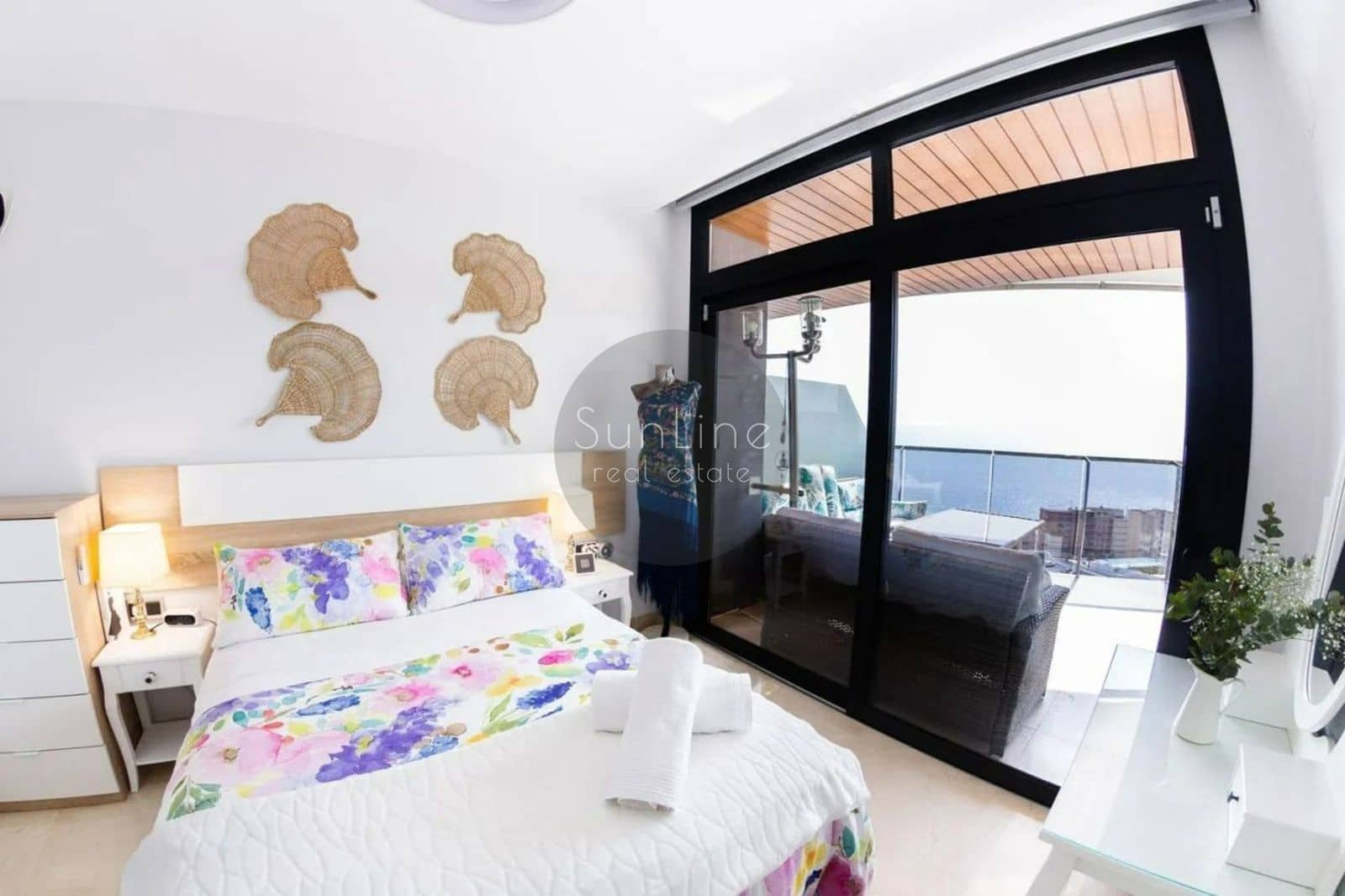 3 chambre Appartement à vendre à Benidorm avec piscine garage - 1 150 000 € (Ref: 10175301)