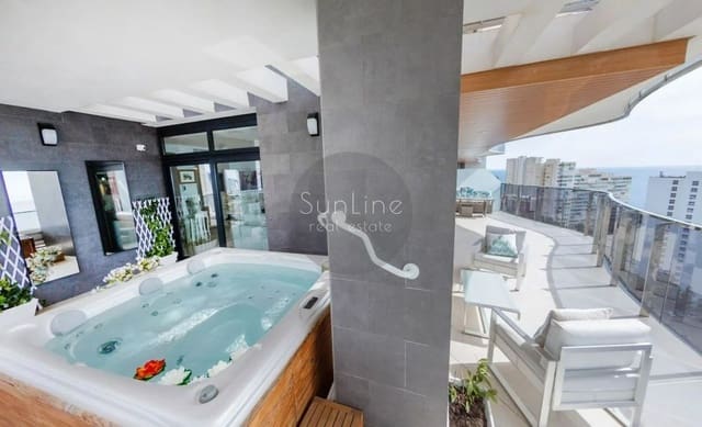 3 chambre Appartement à vendre à Benidorm avec piscine garage - 1 150 000 € (Ref: 10175301)