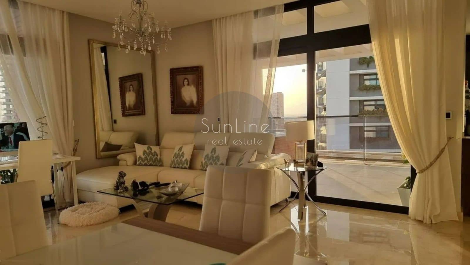3 chambre Appartement à vendre à Benidorm avec piscine garage - 1 150 000 € (Ref: 10175301)