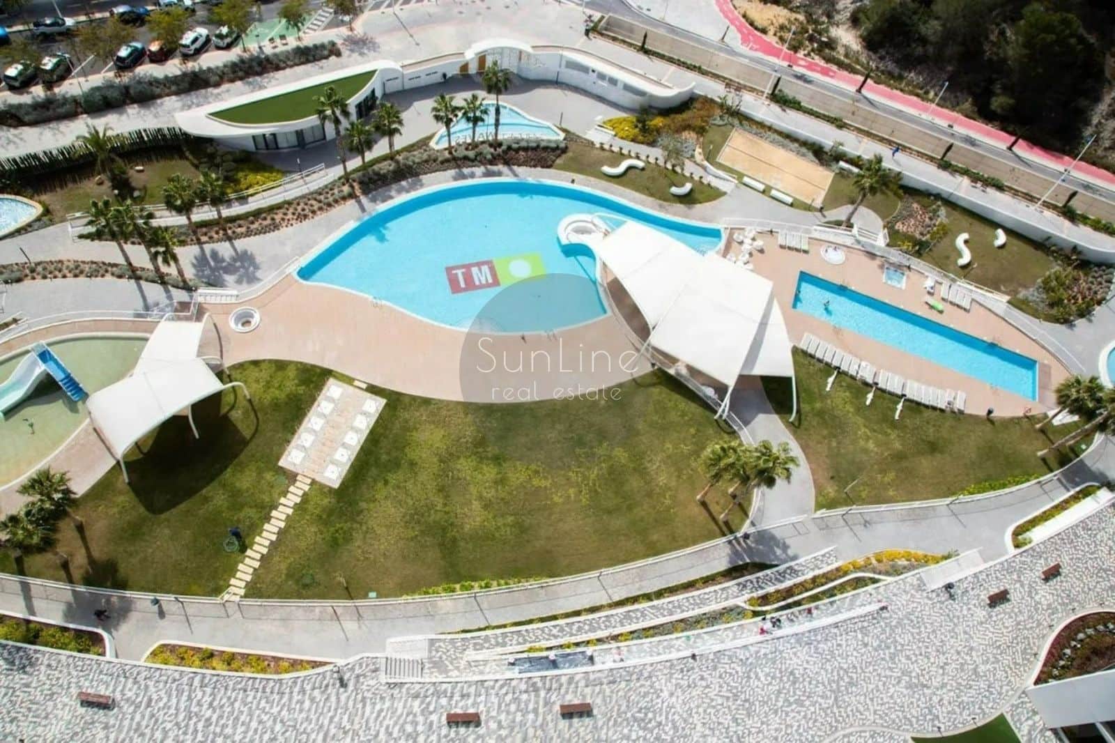 3 chambre Appartement à vendre à Benidorm avec piscine garage - 1 150 000 € (Ref: 10175301)
