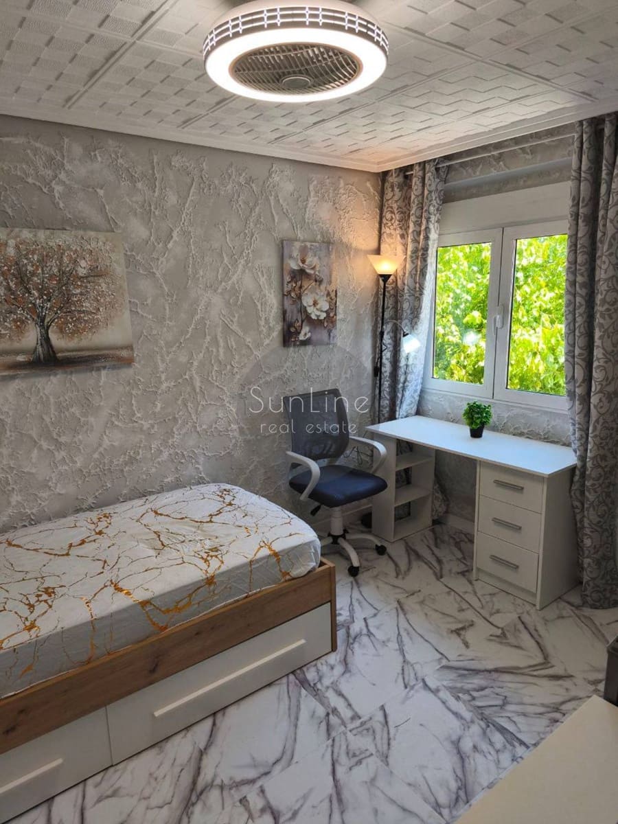 5 sypialnia Mieszkanie na sprzedaż w Xirivella - 210 000 € (Ref: 10175304)