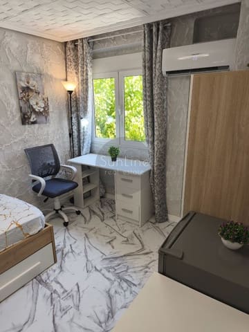 5 bedroom Flat for sale in Xirivella - € 210,000 (Ref: 10175304)