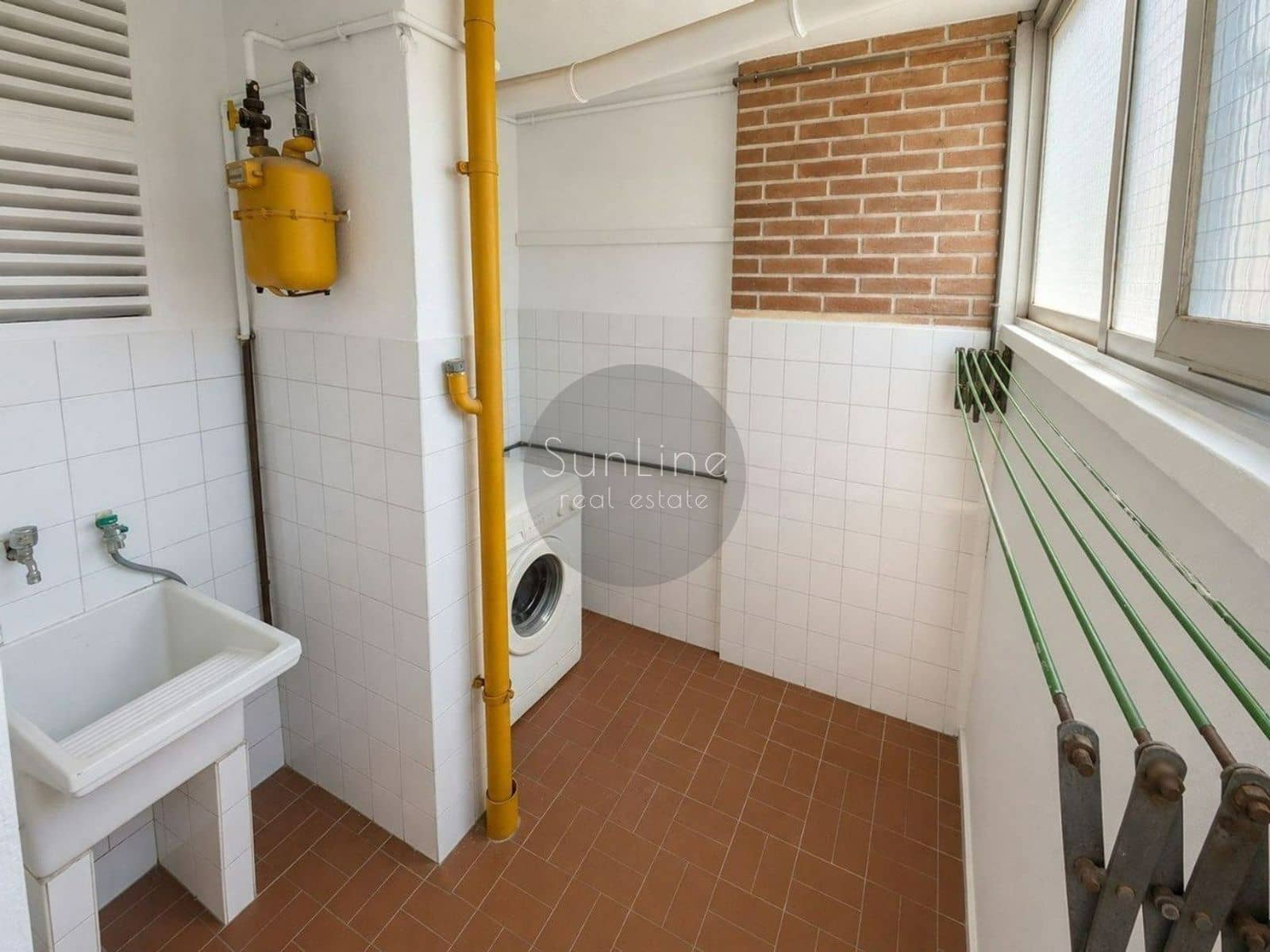 4 soveværelse Lejlighed til leje i Valencia by med garage - € 1.800 (Ref: 10175306)