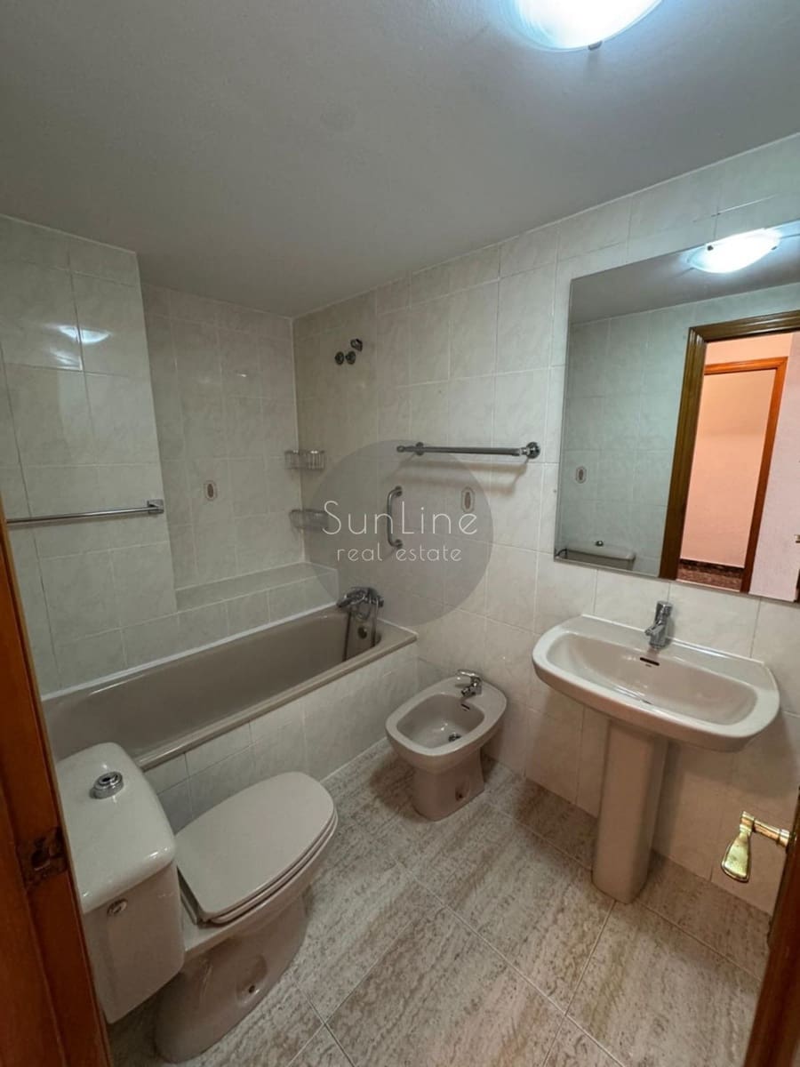 4 sypialnia Mieszkanie do wynajęcia w Miasto Walencja z basenem garażem - 1 695 € (Ref: 10175307)