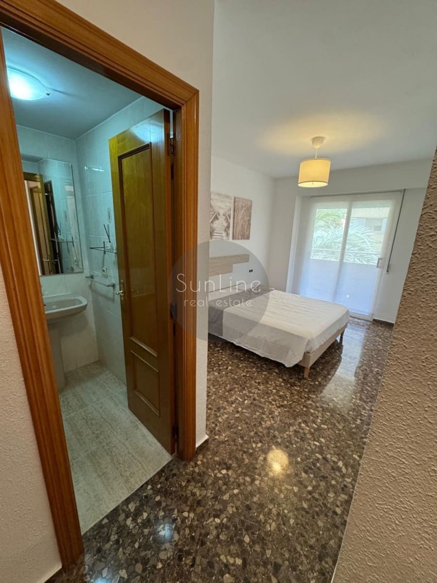 4 sypialnia Mieszkanie do wynajęcia w Miasto Walencja z basenem garażem - 1 695 € (Ref: 10175307)