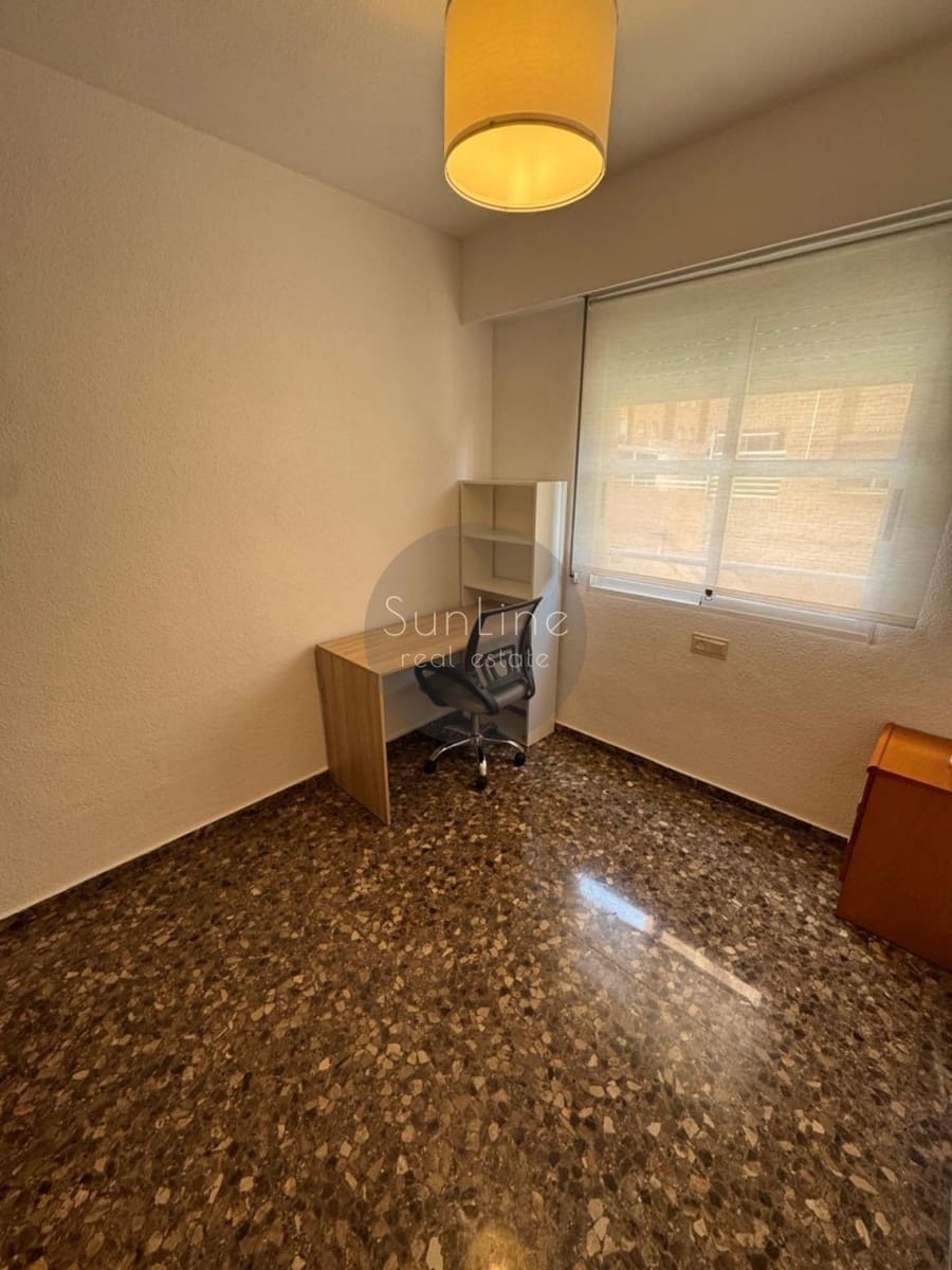 4 sypialnia Mieszkanie do wynajęcia w Miasto Walencja z basenem garażem - 1 695 € (Ref: 10175307)