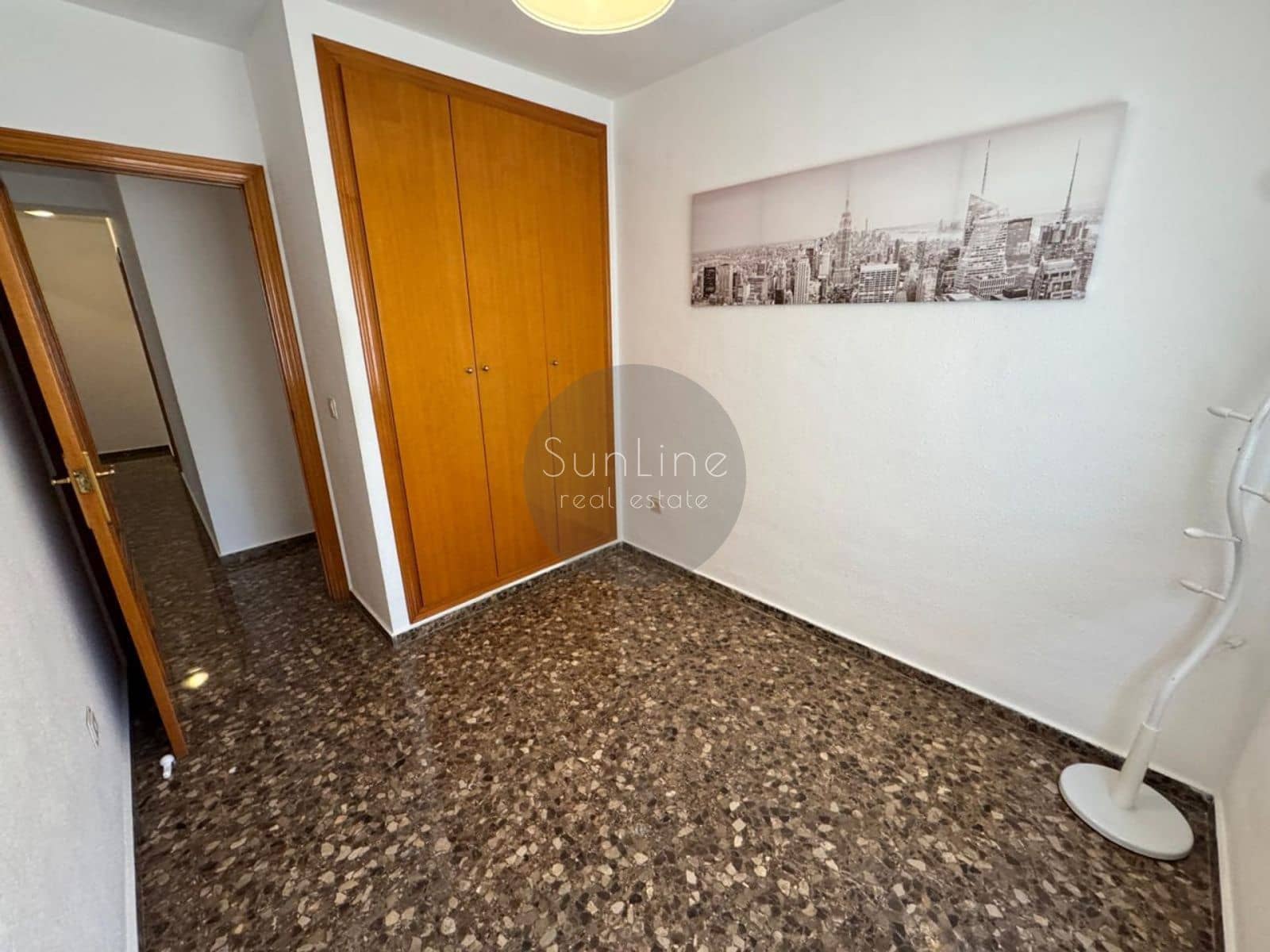 4 sypialnia Mieszkanie do wynajęcia w Miasto Walencja z basenem garażem - 1 695 € (Ref: 10175307)