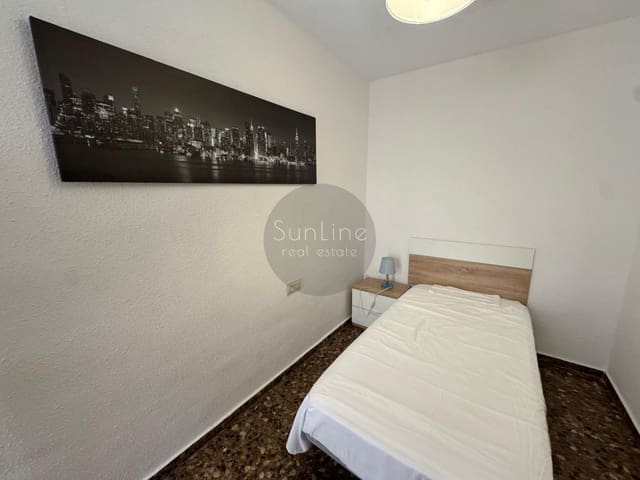 4 sypialnia Mieszkanie do wynajęcia w Benicalap, Miasto Walencja z basenem garażem - 1 695 € (Ref: 10175307)