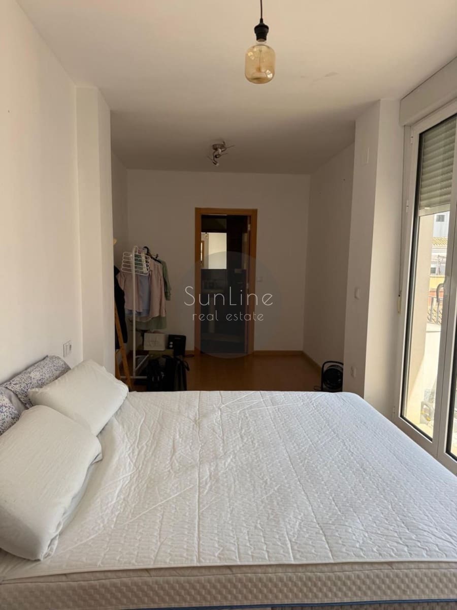 2 quarto Apartamento para arrendar em Valencia cidade - 2 000 € (Ref: 10175312)
