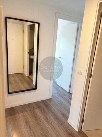 2 soveværelse Penthouse til leje i Valencia by med swimmingpool - € 1.650 (Ref: 10175314)