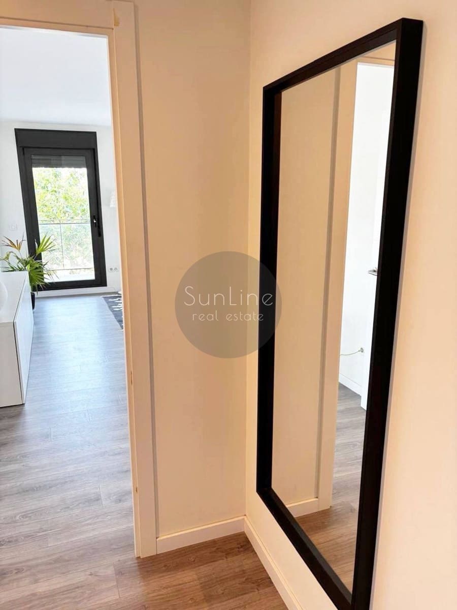2 soveværelse Penthouse til leje i Valencia by med swimmingpool - € 1.650 (Ref: 10175314)