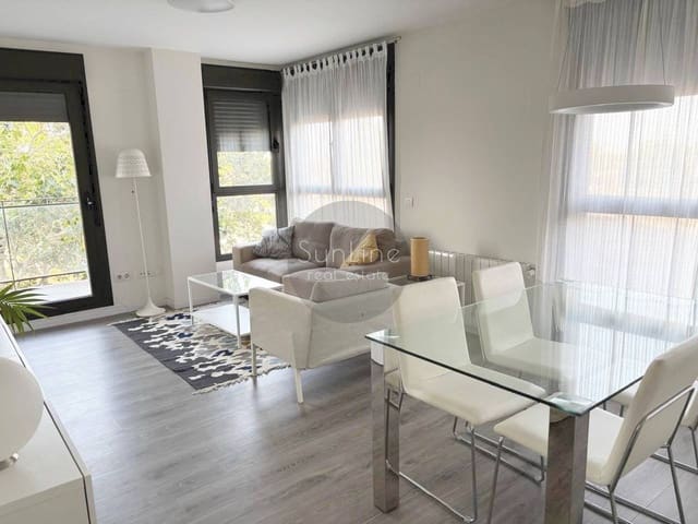 2 soveværelse Penthouse til leje i Valencia by med swimmingpool - € 1.650 (Ref: 10175314)