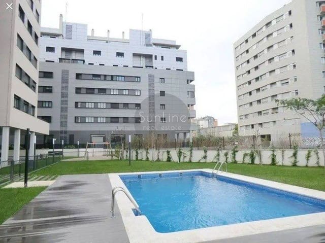 2 soveværelse Penthouse til leje i Valencia by med swimmingpool - € 1.650 (Ref: 10175314)